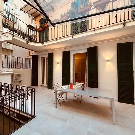Historic Design House Near Aquarium Génova