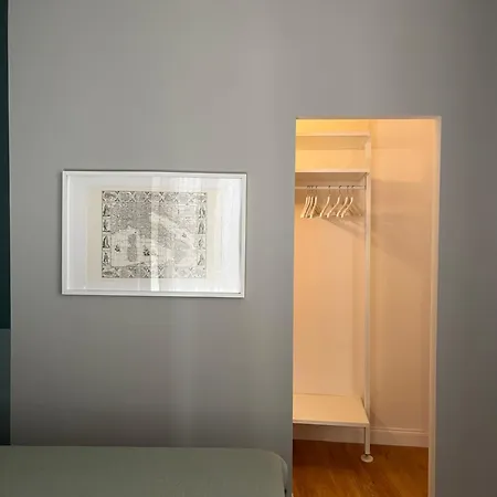 Apartment Historic Design House Near Aquarium Genoa