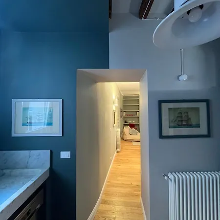 Apartment Historic Design House Near Aquarium Genoa