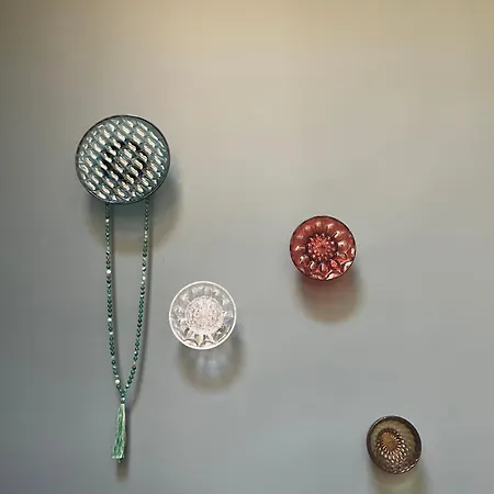 Historic Design House Near Aquarium *